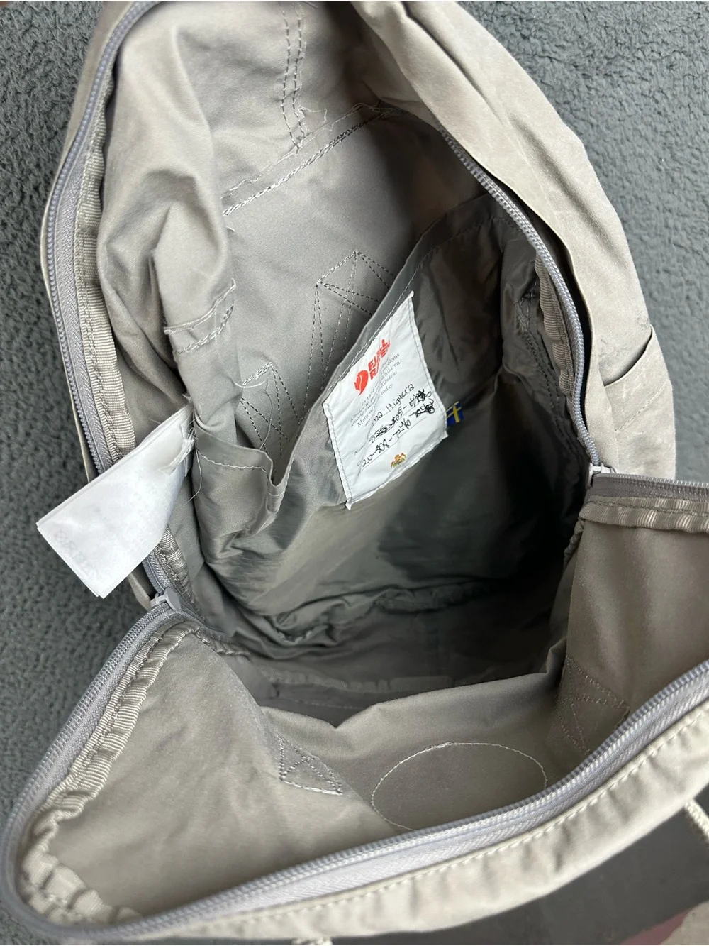 Fjallraven Kanken Classic Backpack Gray 23510 School Travel Daypack Flaw